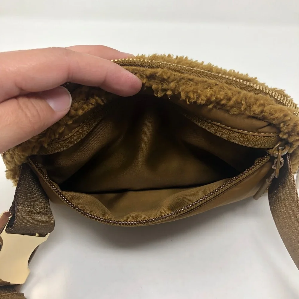 Lululemon Everywhere Fleece Belt Bag Burnt Caramel Beige One Size Small Active